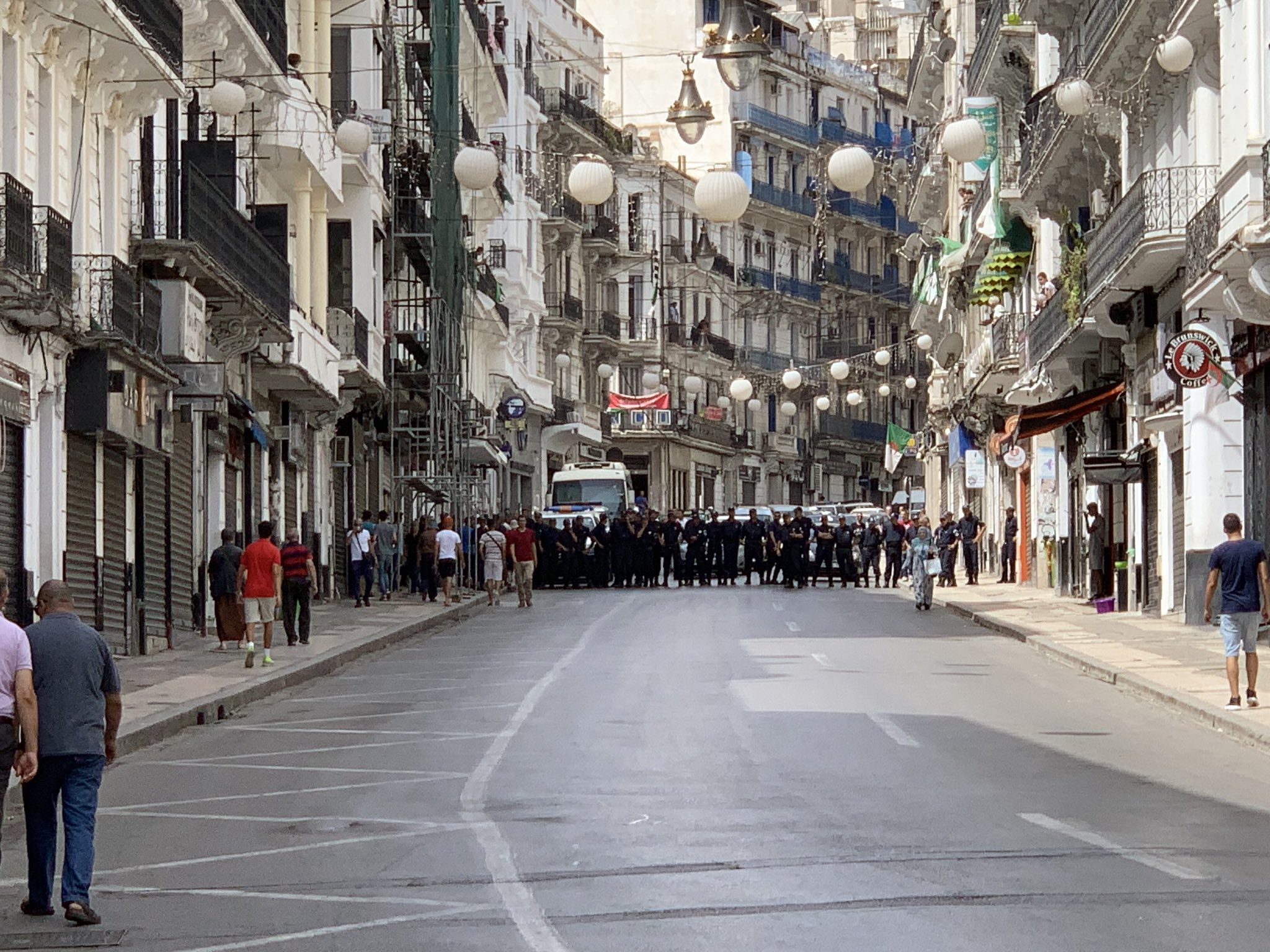 Alger: Le wali veut empêcher les ralliements du vendredi devant le siège du RCD, rue Didouche Mourad