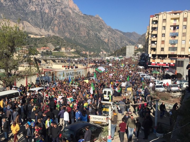 Manifestation grandiose à Kherrata au 1er anniversaire de la marche du 16 février