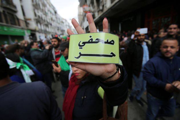 Blocage de Maghreb Emergent  et Radio M: le censeur recentre le débat