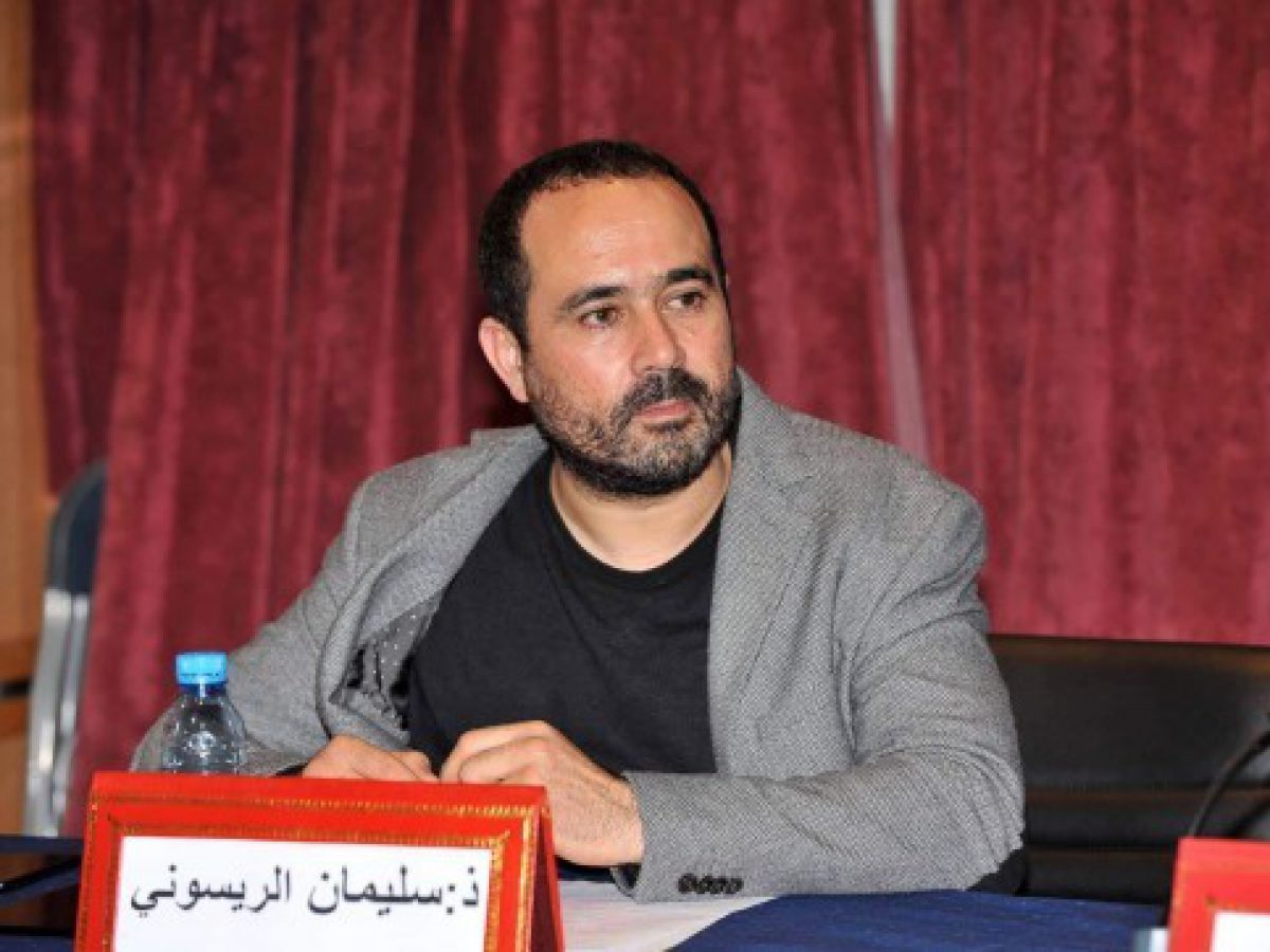 سليمان الريسوني.. صحفي مغربي مُهدّد بالموت في السّجن