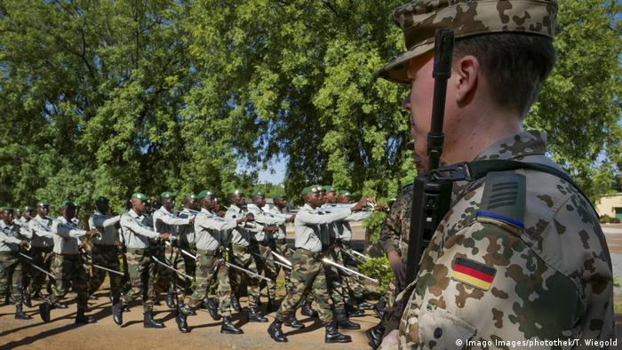 الاتحاد الاوروبي يعلن وقف تدريب الجيش المالي على خلفية ملف “فاغنر”