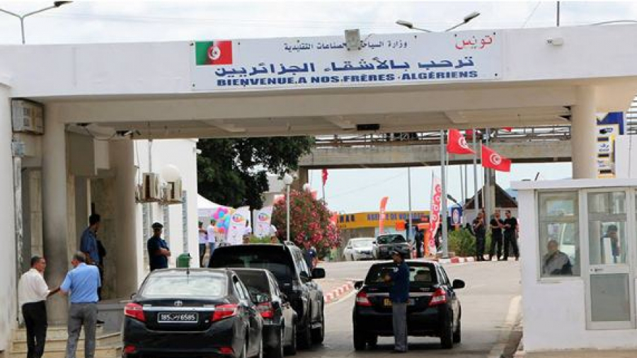 تونس: الوكالات السياحية تطالب بفتح الحدود البرية مع الجزائر لإنقاذ الموسم الصيفي