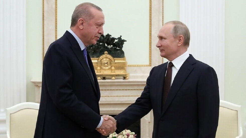بوتين وعد الأفارقة بتزويدهم مجانا، في رسالة للقمة العربية: روسيا وتركيا تستئنفان نقل الحبوب الأوكرانية