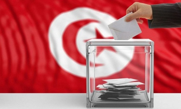 Tunisie : des candidats aux législatives devant la justice