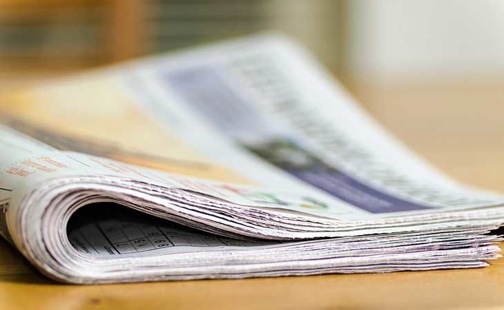 تبون يفتخر ب180 صحيفة وطنية: القضاء يفتح ملف توزيع الإشهار على « جرائد مجهرية وأخرى غير موجودة » أصلا