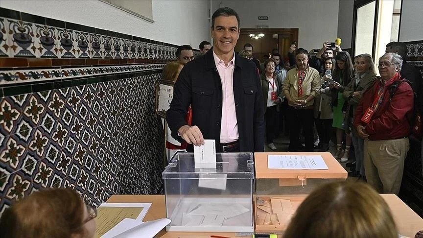 سانشيز يدعو لانتخابات مبكرة بعد هزائم لحزبه الحاكم