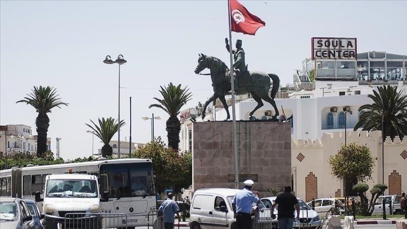 تونس: المساجين السياسين يقررون الدخول في إضراب عن الطعام