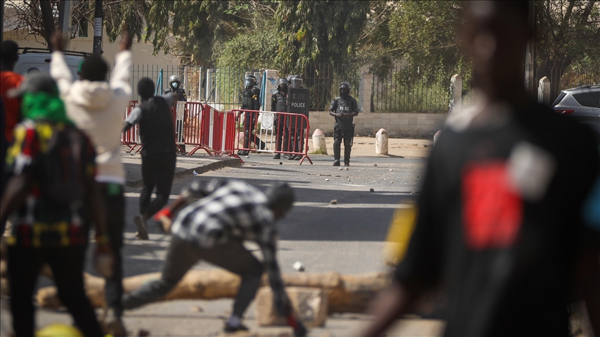 Sénégal: Un mort lors de manifestations contre le report de la présidentielle