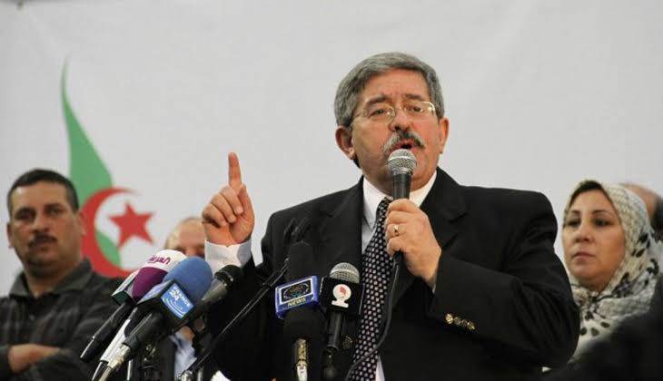 Tebboune dézingue Ouyahia et l’accuse d’avoir voulu “livrer l’Algérie” au FMI